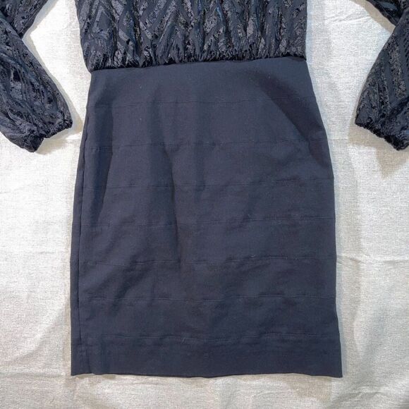 Nicole by Nicole Miller | Velvet Top Bodycon Dress | Size 6 - Picture 8 of 11